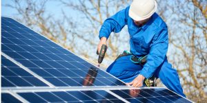 Installation Maintenance Panneaux Solaires Photovoltaïques à Ladirat